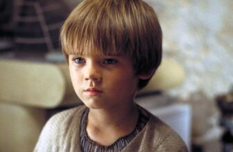 Jake Lloyd Talks Psychological Well being, Reconnecting with Star Wars