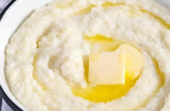 The right way to Cook dinner Grits {Creamy & Scrumptious!}
