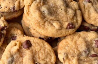 FAVORITE CHOCOLATE CHIP COOKIES – The Southern Woman Cooks