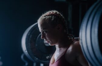 What Does Lifting Heavy Imply for Girls? A No-BS Information to Getting Stronger