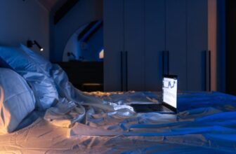 Scientists Uncover But One other Motive to Sleep in Whole Darkness